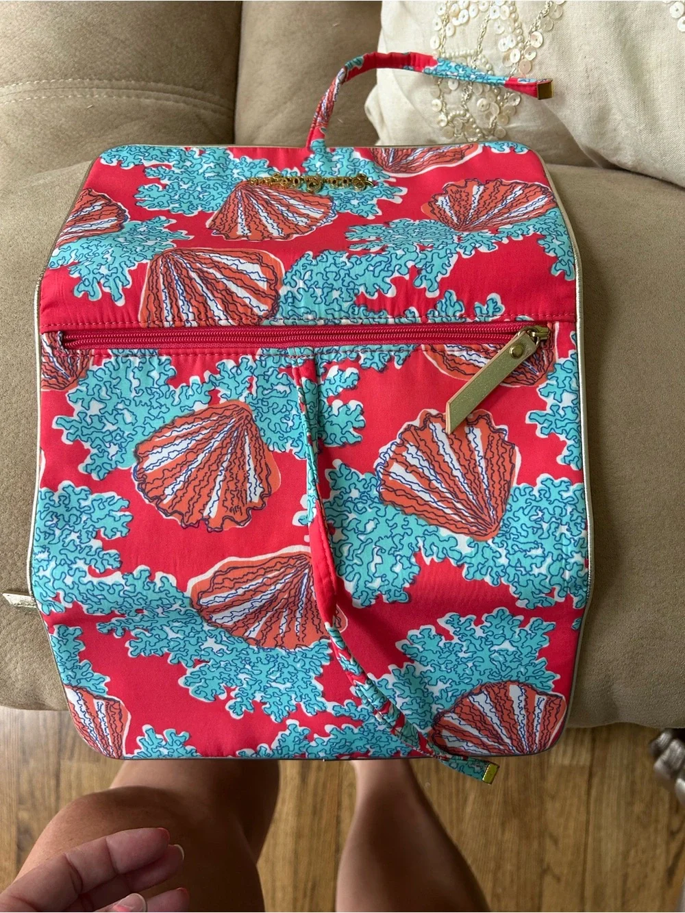 Lilly Pulitzer Red Coral & Aqua Shell Jewelry Clutch